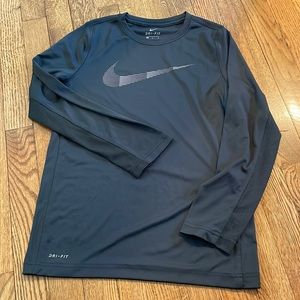 Nike Medium (10-12) Dark Gray Shirt